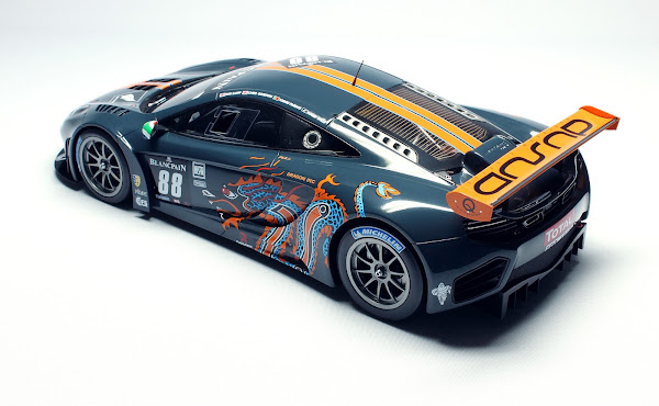 TSM 1/18 - McLaren MP4-12C GT3 Von Ryan Racing (GB